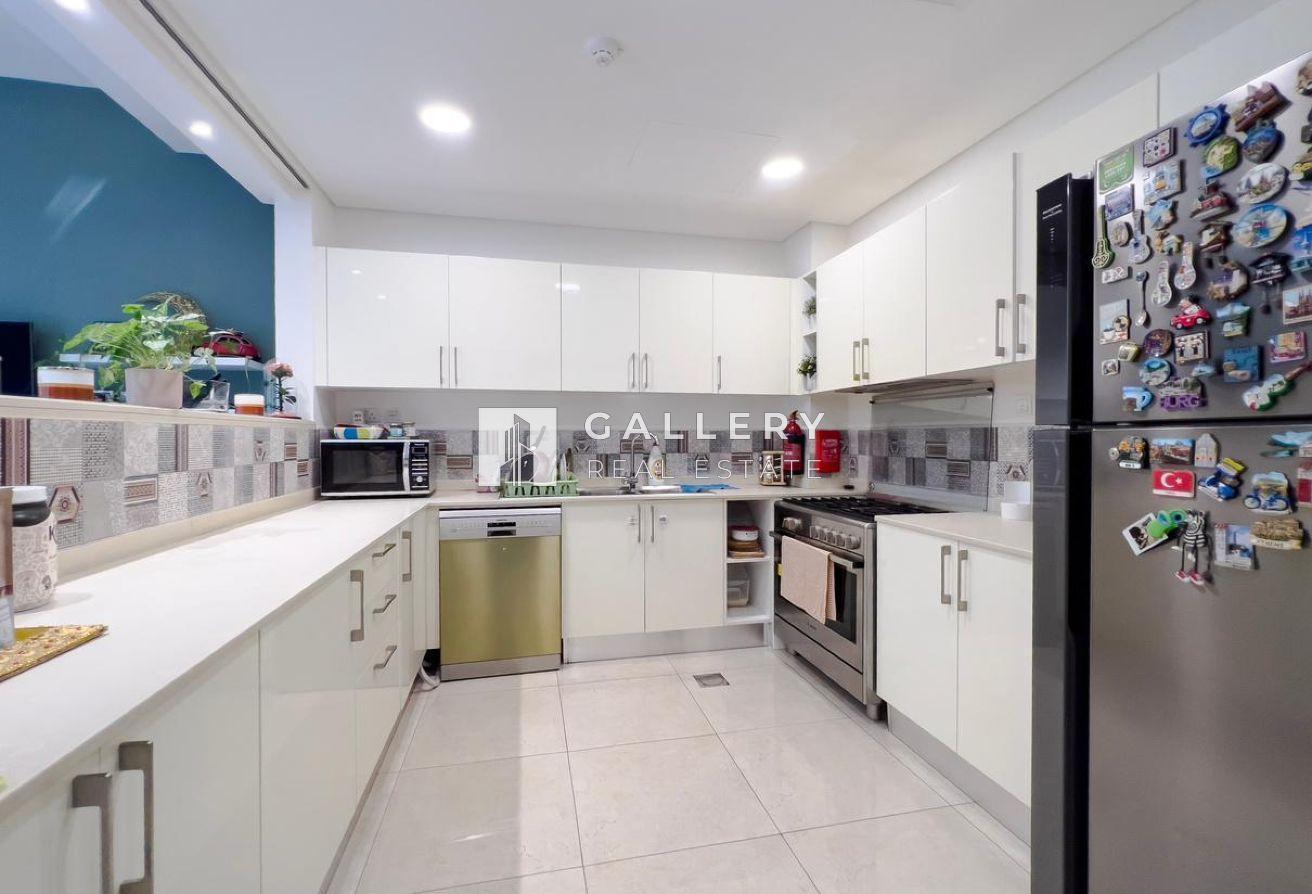 Single Row | Appliances Included | Available Now photo 4
