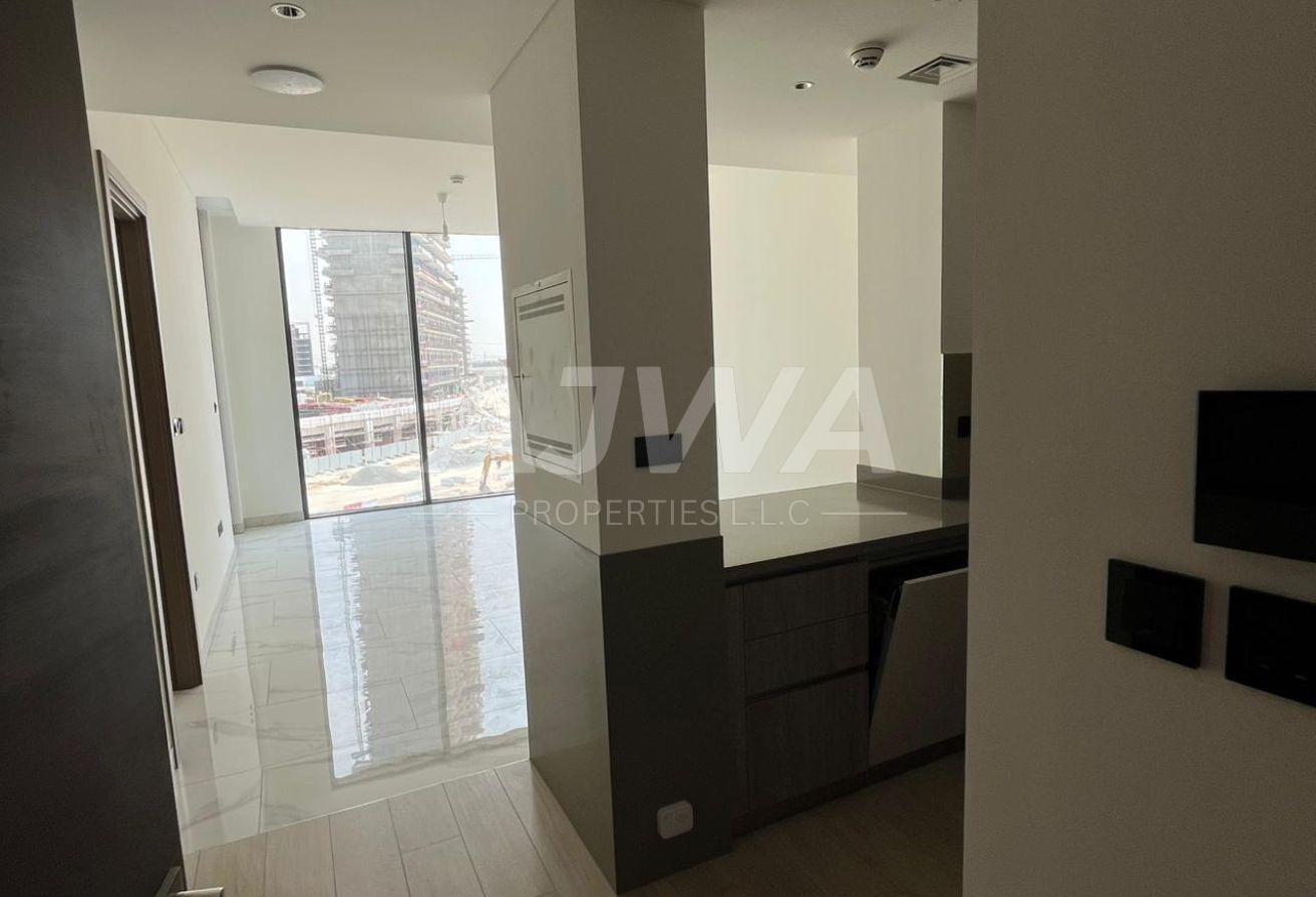 Ready to move | Brand New | Elegant Interiors photo 3