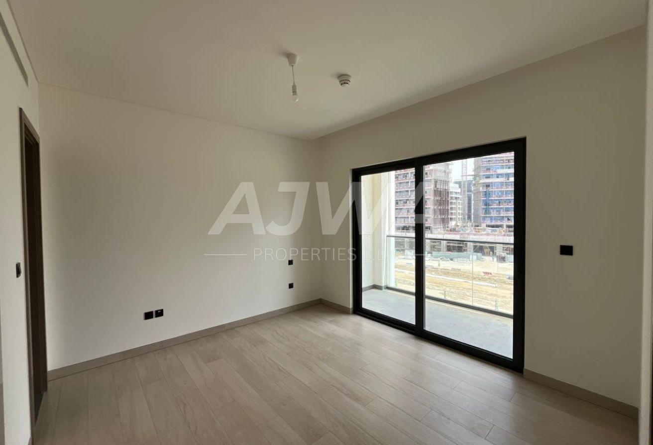 Ready to move | Brand New | Elegant Interiors photo 2