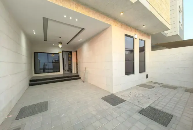 160969810 - Property Image 3