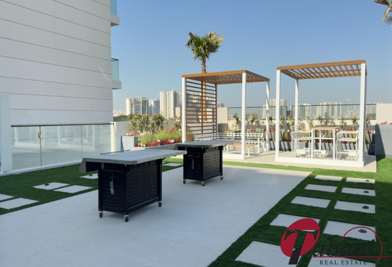 Beautiful Garden View Studio | Fully Furnished photo 15