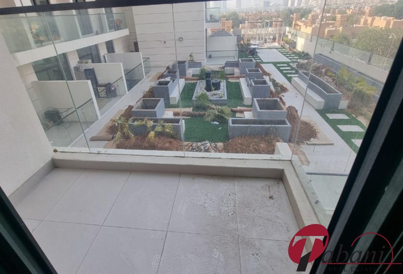 Beautiful Garden View Studio | Fully Furnished photo 19
