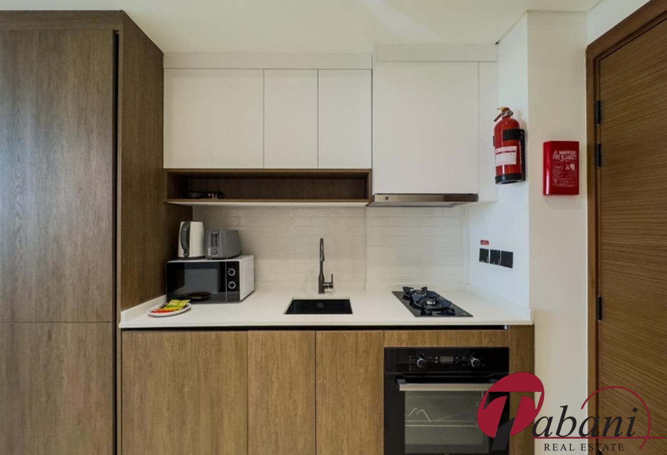 Beautiful Garden View Studio | Fully Furnished photo 3