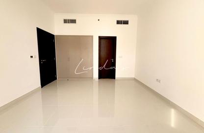 Apartment - 1 Bedroom - 2 Bathrooms for rent in Desert Sun - Dubai Land Residence Complex - Dubai