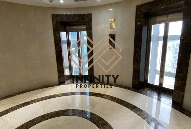 82372618 - Property Image 3