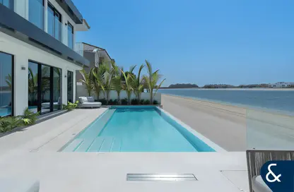 Villa - 6 Bedrooms - 7 Bathrooms for rent in Garden Homes Frond L - Garden Homes - Palm Jumeirah - Dubai