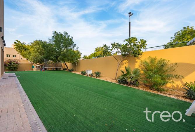 73117017 - Property Image 2