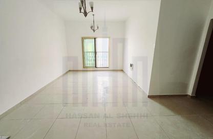 Apartment - 1 Bedroom - 2 Bathrooms for rent in Muwailih Building - Muwaileh - Sharjah