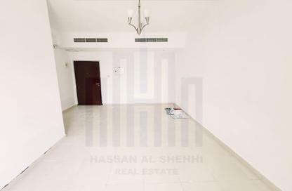 Apartment - 1 Bedroom - 2 Bathrooms for rent in Muwailih Building - Muwaileh - Sharjah
