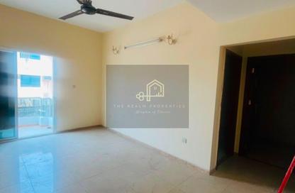 Apartment - 1 - 2 for rent in Al Hanaa Centre - Al Jafiliya - Bur Dubai - Dubai