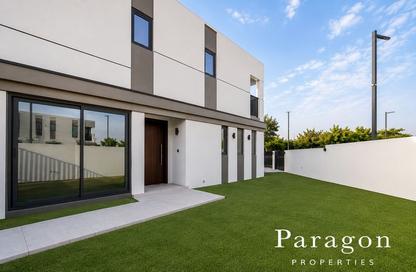 Townhouse - 4 - 4 for sale in Aura Gardens - Tilal Al Ghaf - Dubai Townhouse - 4 - 4 for sale in Aura Gardens - Tilal Al Ghaf - Dubai