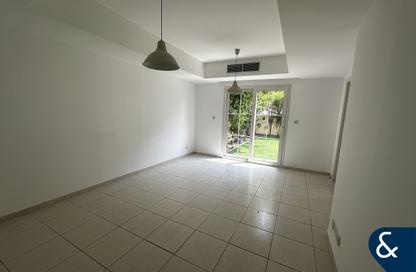 Villa - 2 Bedrooms - 3 Bathrooms for rent in Springs 3 - The Springs - Dubai
