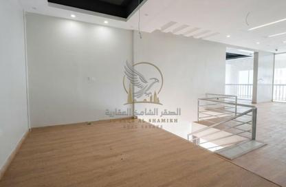 Warehouse - Studio - 2 Bathrooms for rent in Industrial Building 13 - Industrial Area 13 - Sharjah Industrial Area - Sharjah