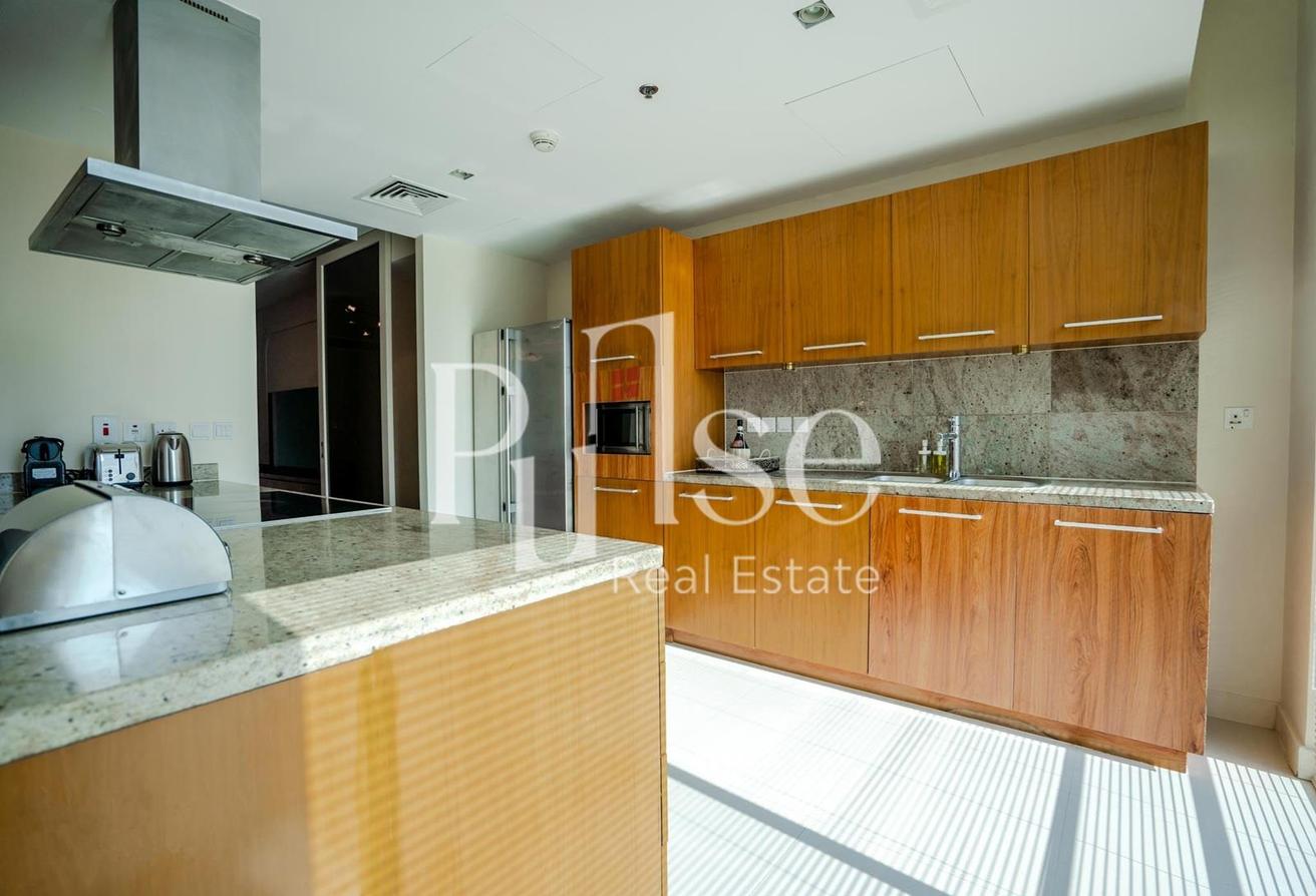 Furnished 3BR + Maid's Room | Prime DIFC Location photo 20