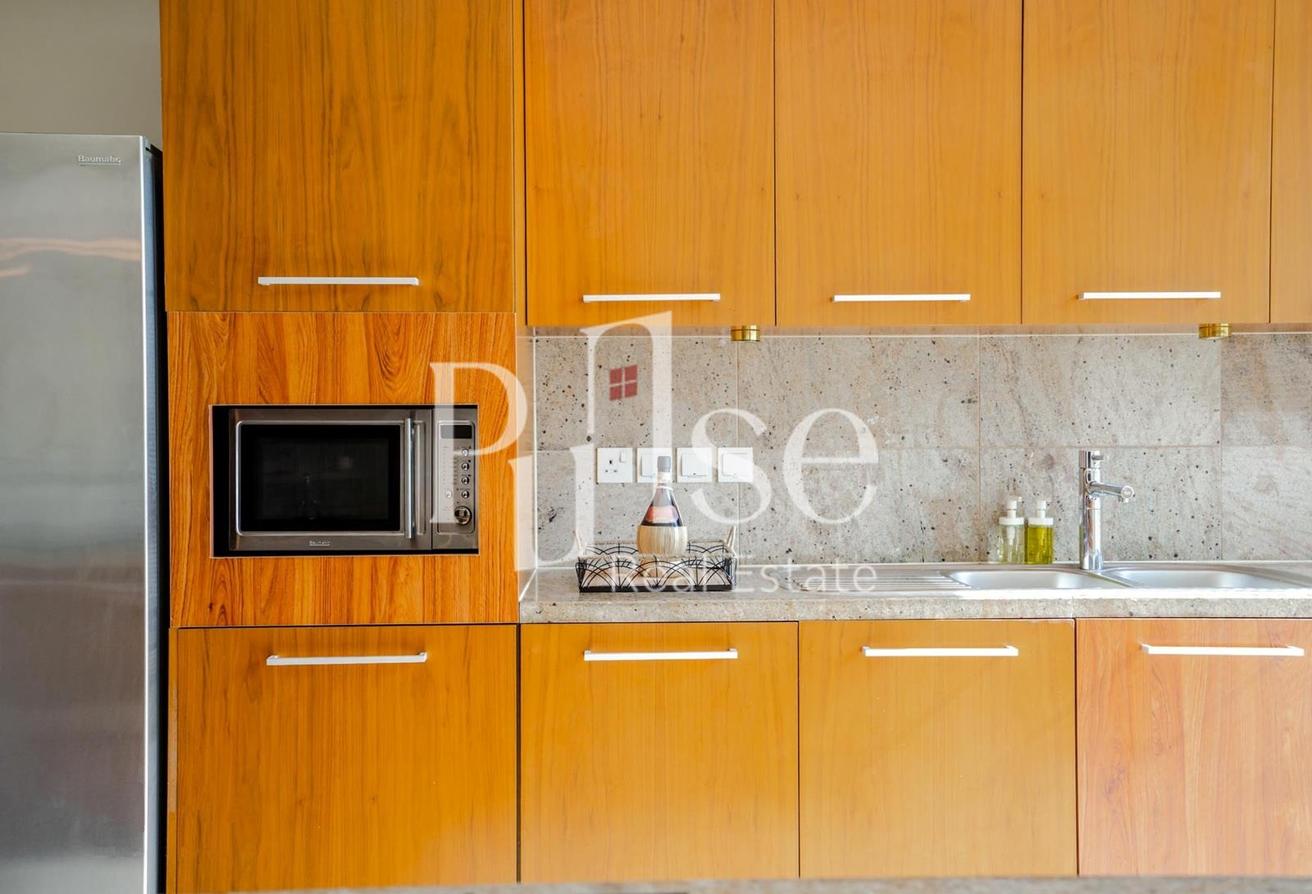 Furnished 3BR + Maid's Room | Prime DIFC Location photo 18