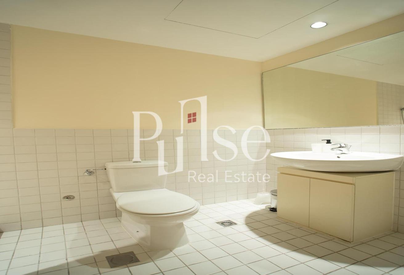Furnished 3BR + Maid's Room | Prime DIFC Location photo 26