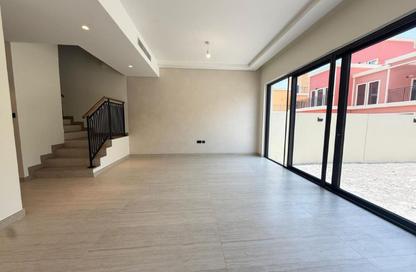 Townhouse - 3 - 3 for rent in Portofino - Damac Lagoons - Dubai
