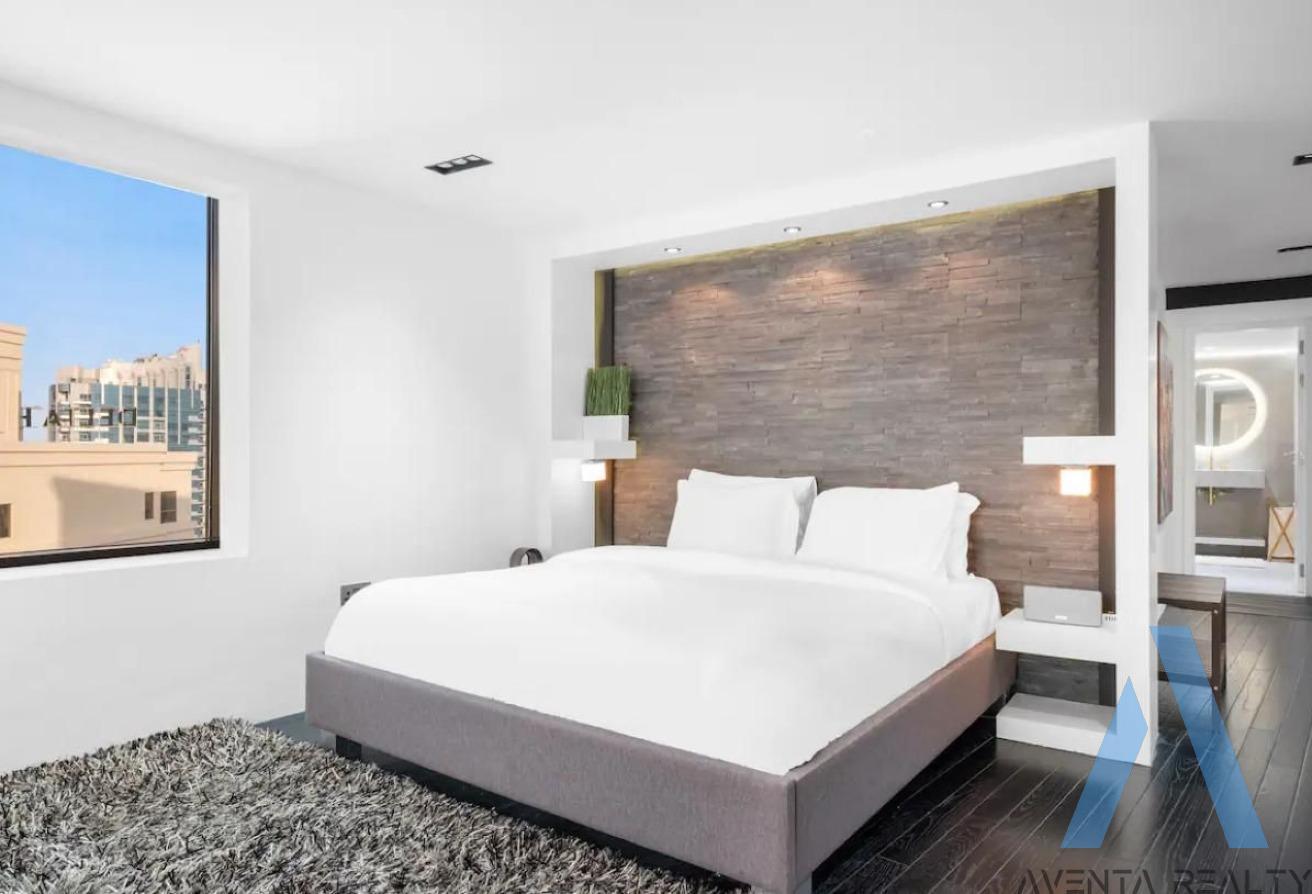 Duplex | 4 Cheques | Modern Upgraded photo 17