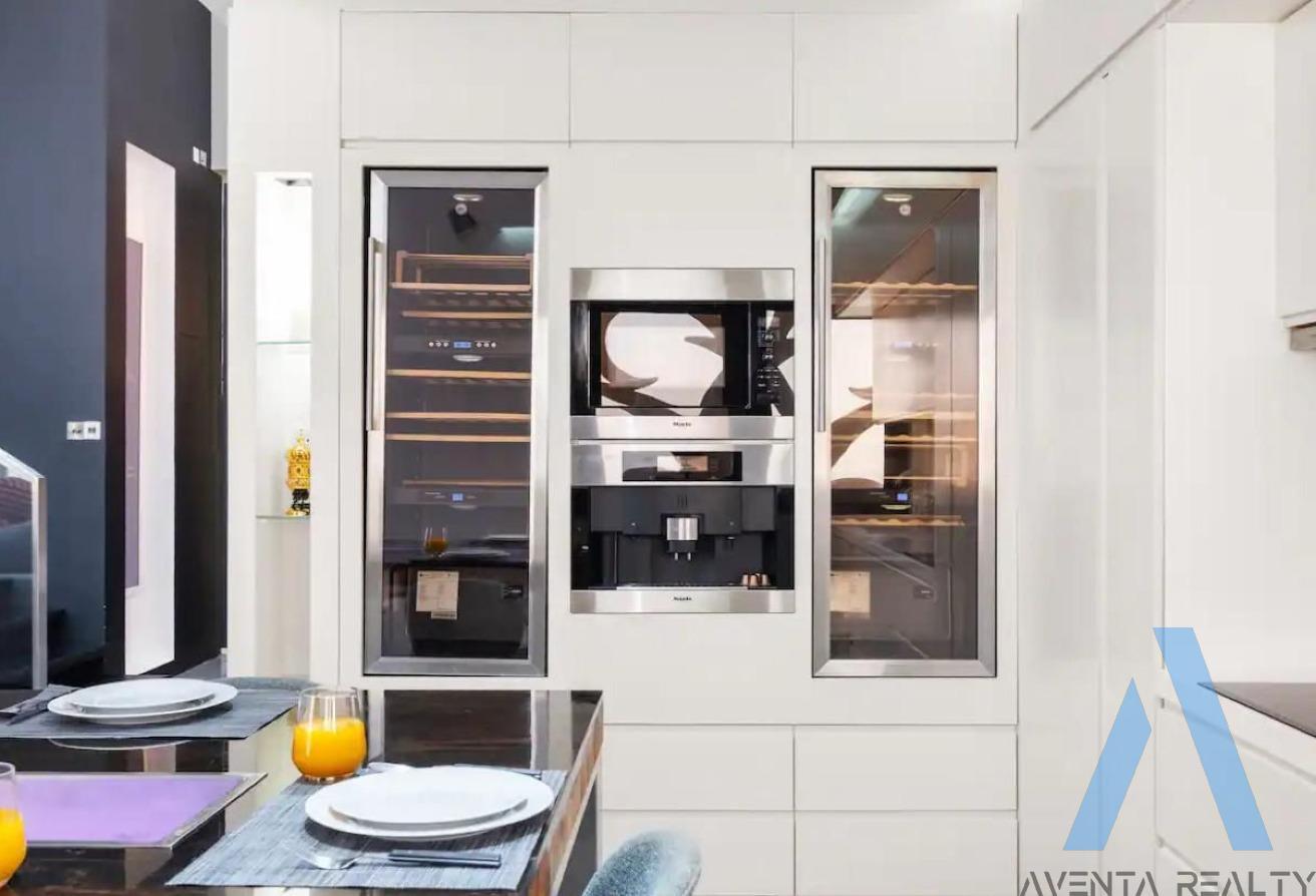 Duplex | 4 Cheques | Modern Upgraded photo 6