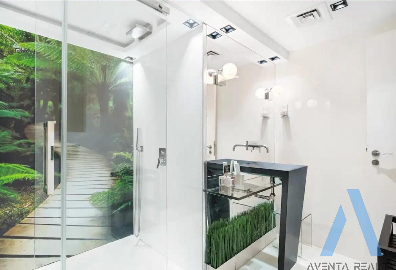 Duplex | 4 Cheques | Modern Upgraded photo 30