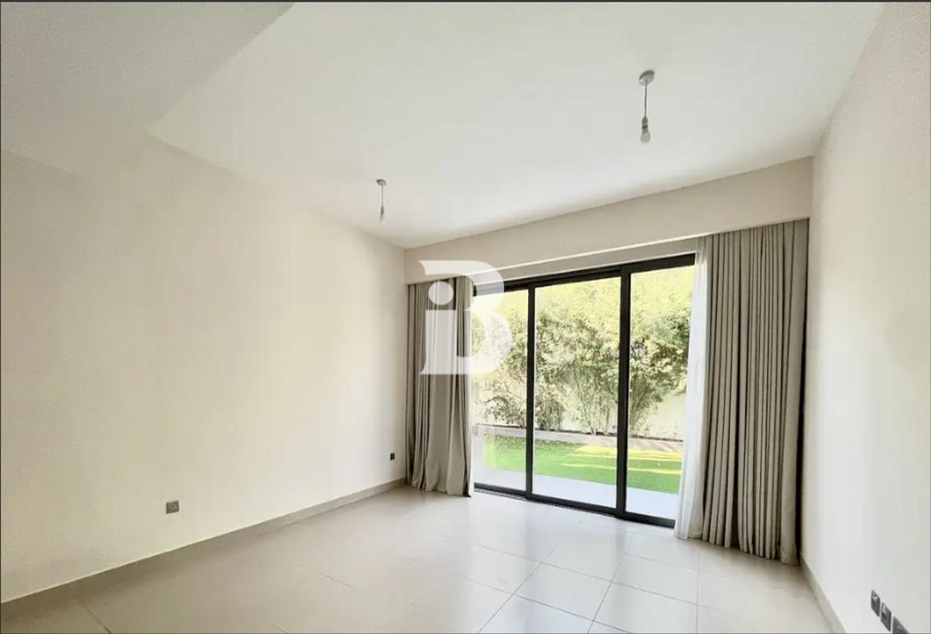 Premium Villa | Move-In Ready | Vacant photo 12