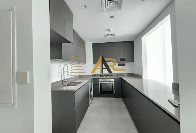 135180044 - Property Image 3