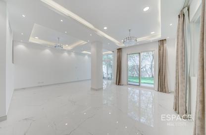 Villa - 2 Bedrooms - 3 Bathrooms for rent in Springs 11 - The Springs - Dubai Villa - 2 Bedrooms - 3 Bathrooms for rent in Springs 11 - The Springs - Dubai