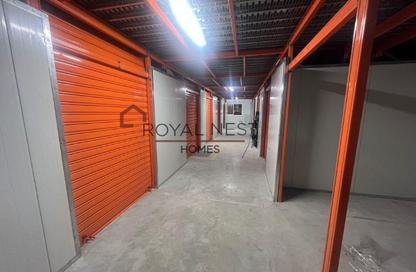 Warehouse - Studio - 1 Bathroom for rent in Building IC1-EMR-25 - Emirates Cluster - International City - Dubai