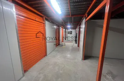 مستودع - استوديو - 1 حمام للايجار في اي سي 1- اي ام ار -25 - طراز إماراتي - المدينة العالمية - دبي
