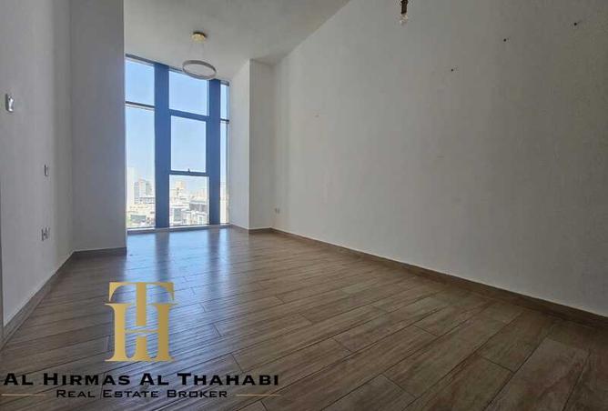 72305389 - صورة العقار 3