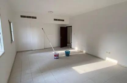 شقة - 2 غرف نوم - 2 حمامات للايجار في لؤلؤة المجاز - المجاز 2 - المجاز - الشارقة