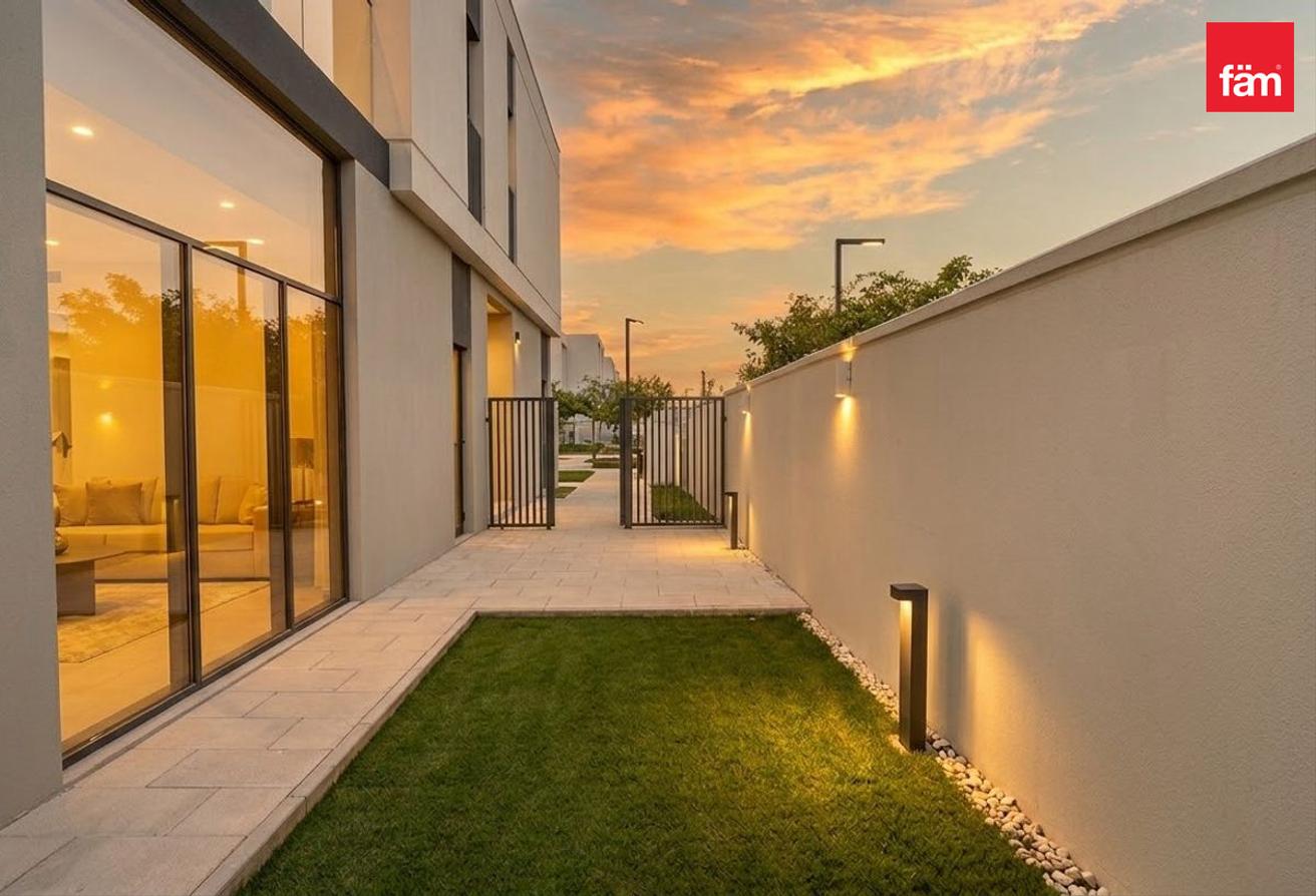 VASTU | VACANT | EXQUSITE UNIT photo 2