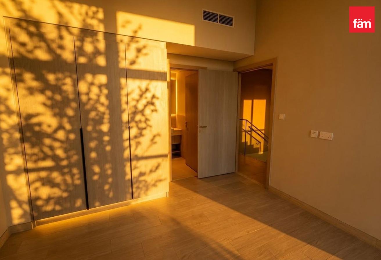 VASTU | VACANT | EXQUSITE UNIT photo 8
