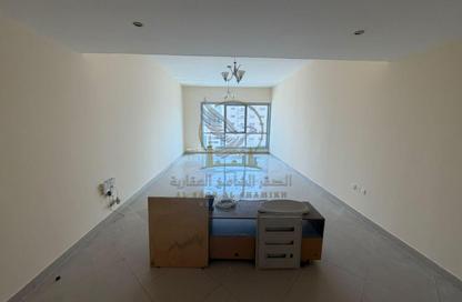 Apartment - 3 - 4 for rent in New Al Taawun Road - Al Taawun - Sharjah