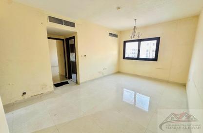 Apartment - 1 Bedroom - 2 Bathrooms for rent in Muwailih Building - Muwaileh - Sharjah