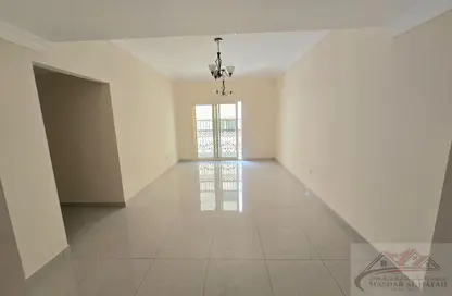 Apartment - 2 Bedrooms - 2 Bathrooms for rent in Muwaileh 29 Building - Muwaileh - Sharjah