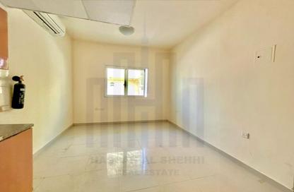 Apartment - Studio - 1 for rent in Fire Station Road - Muwaileh - Sharjah