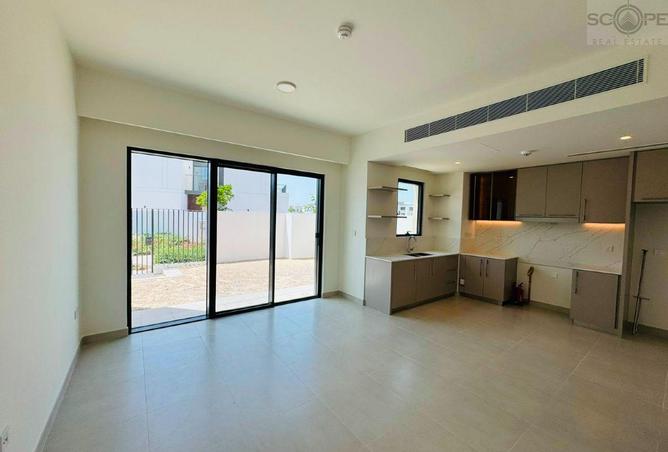 103691700 - Property Image 2