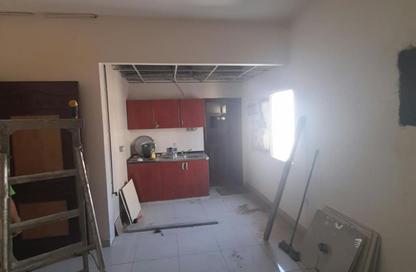 Apartment - Studio - 1 for rent in Al Nabaa Building - Al Naba'ah - Al Sharq - Sharjah Apartment - Studio - 1 for rent in Al Nabaa Building - Al Naba'ah - Al Sharq - Sharjah