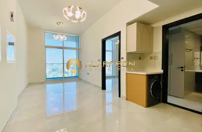 شقة - غرفة نوم - 1 حمام للايجار في سكايز من دانوب - ارجان - دبي