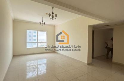 Apartment - 3 Bedrooms - 3 Bathrooms for rent in New Al Taawun Road - Al Taawun - Sharjah
