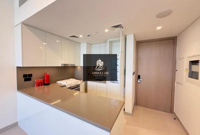 81521017 - Property Image 2