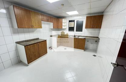 Apartment - 2 - 2 for rent in The Gardens Building 61 - The Gardens Buildings - The Gardens - Dubai