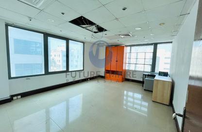 Office Space - Studio - 1 Bathroom for rent in Al Muraqqabat - Deira - Dubai