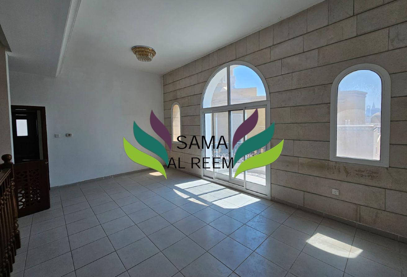 Compound Villa |5 Bed +Maid | Shared Pool |Garden photo 18