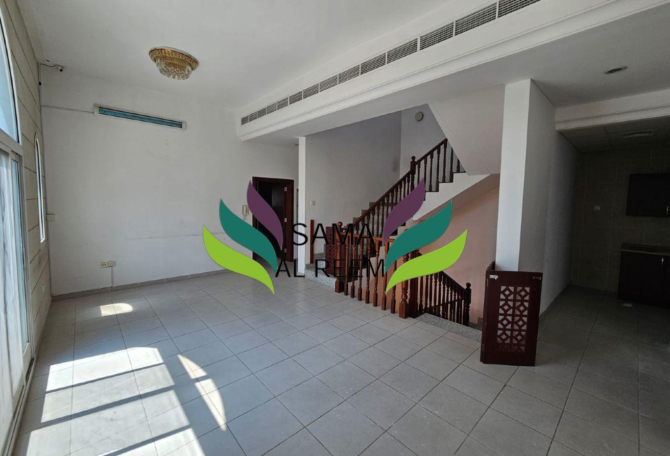 Compound Villa |5 Bed +Maid | Shared Pool |Garden photo 19