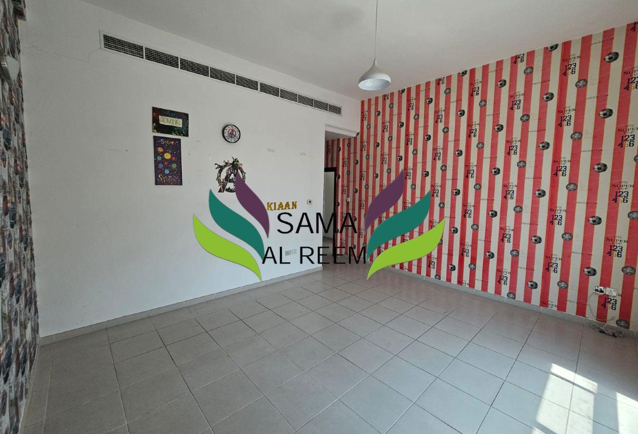 Compound Villa |5 Bed +Maid | Shared Pool |Garden photo 17