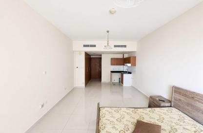 Apartment - Studio - 1 for rent in Lago Vista A - Lago Vista - Dubai Production City (IMPZ) - Dubai