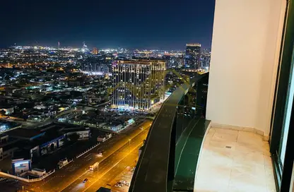 Apartment - 2 Bedrooms - 3 Bathrooms for rent in Sheikh Zayed Road - Dubai