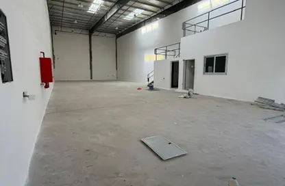 مستودع - استوديو - 1 حمام للايجار في مبني علي موسى - الصجعة الصناعية - الصجعة - الشارقة